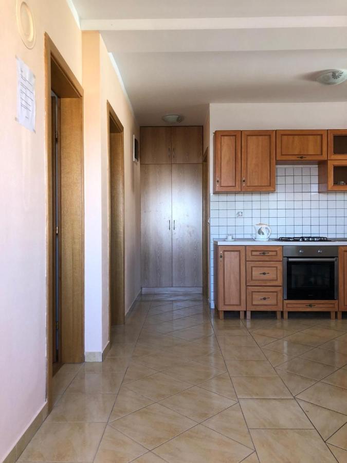 Apartment Milka Vir Exterior foto